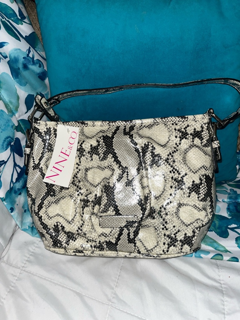 Nine & Co. Black and Cream Faux Snake-Print Shoulder Bag